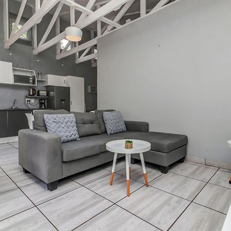 Sitatunga Guest Lodge 约翰内斯堡 外观 照片